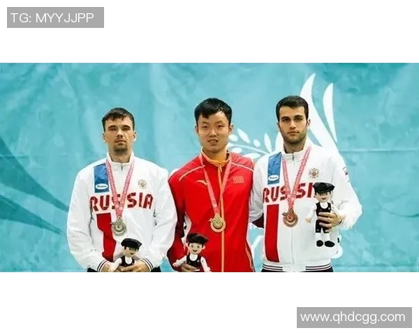 桑奇斯的传奇之路：从青涩少年到足球巨星的蜕变与辉煌